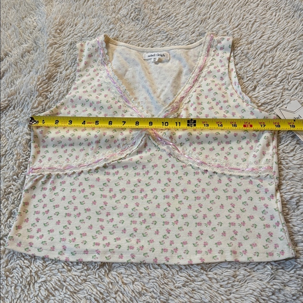 NWT Rebel+ Leigh Floral Knit Tank Top size XL - Picture 4 of 6